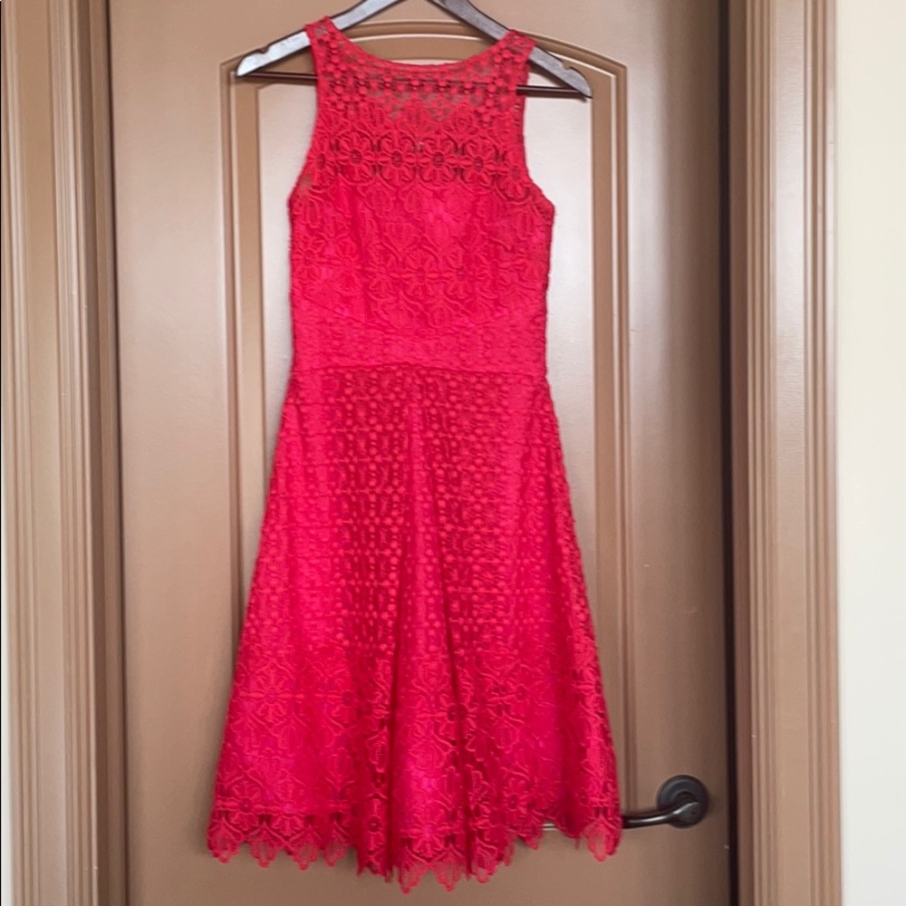 Monique Lhuillier lace cocktail dress